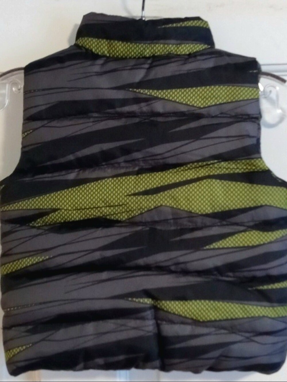 💚Puma💚 - Black/Gray/Green Camouflage Vest - Picture 2 of 13